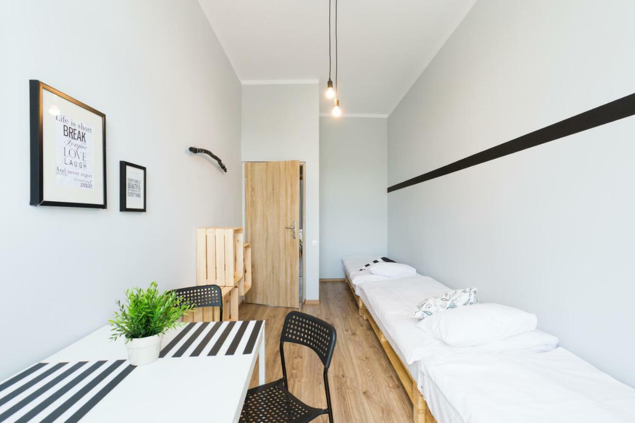 Dot Hostel - Pokoje I Noclegi W Centrum Bielsko-Biała Zewnętrze zdjęcie