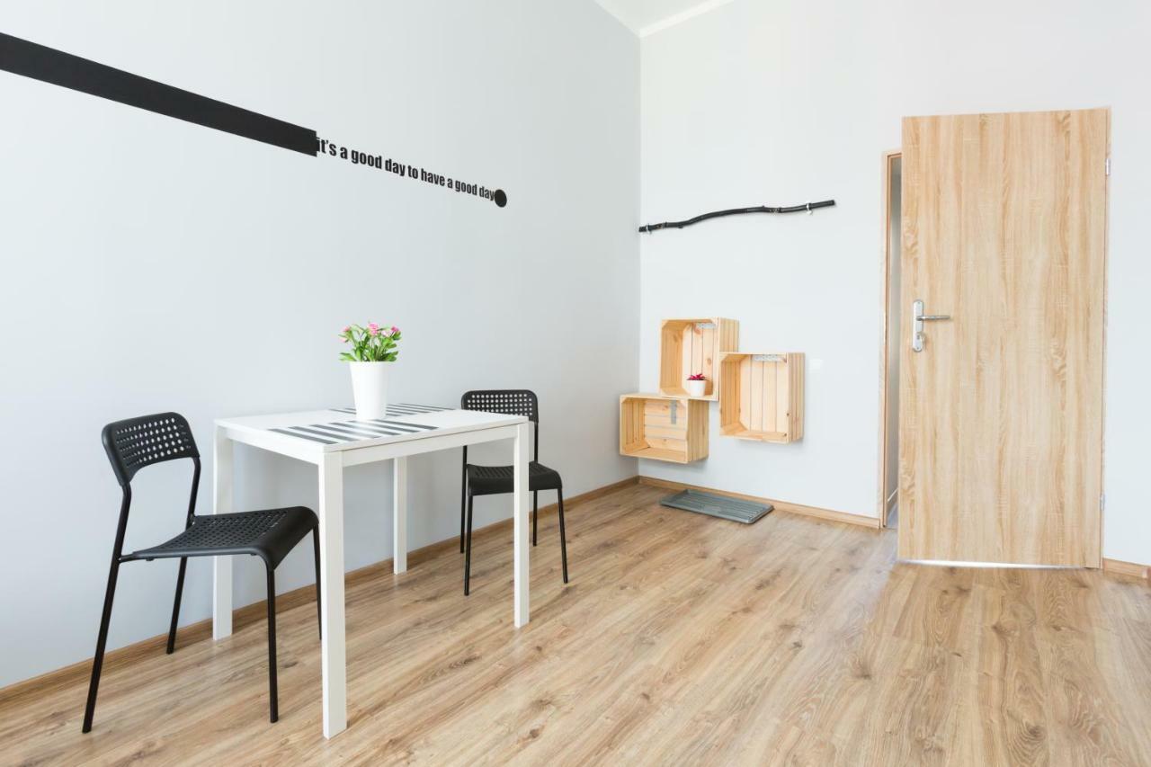 Dot Hostel - Pokoje I Noclegi W Centrum Bielsko-Biała Zewnętrze zdjęcie